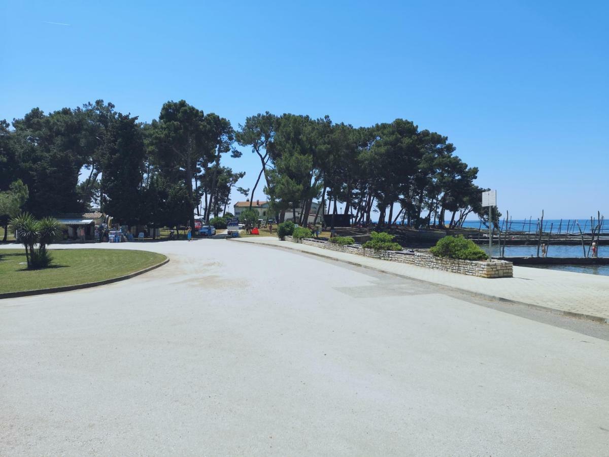 BašanijaApp Emona公寓 外观 照片